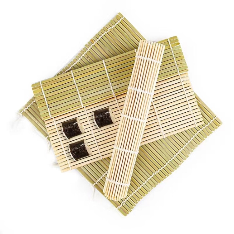 Small Bamboo Sushi Roll Curtain, 23x22cm - Homemade Sushi Essential 3 Small Bamboo Sushi Roll Curtain, 23X22Cm - Homemade Sushi Essential - Image 3
