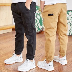 Black casual cargo pants with elastic cuffs for men, stylish streetwear fashion.