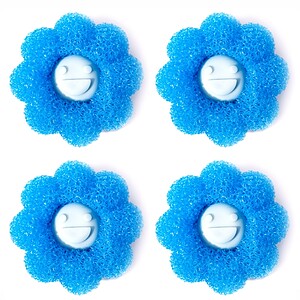 Blue smiley face cleaning sponge in a flower shape, ideal for kitchen and bathroom cleaning, durable and reusable, available at Syndmart.