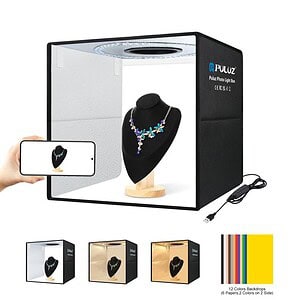 1. Portable LED jewelry lightbox for photographing and showcasing jewelry, with smartphone integration and automatic lighting for high-quality product images.
