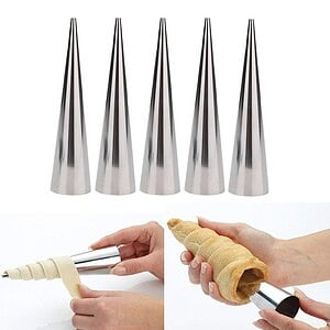 1. Stainless steel pastry piping nozzles, cake decorating tips, and modeling tools with dough and pastry images for professional baking and cake decorating.