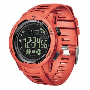 Digital sports watch with fitness tracking features, waterproof design, and customizable display, perfect for athletes and outdoor enthusiasts.